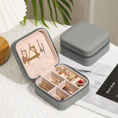 Shine Vault – Compact Jewelry & Grill Storage Case